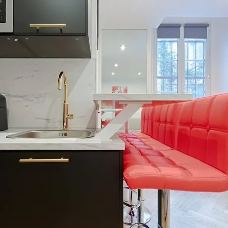 Mykeypers - Stylish & Luxury Duplex 2br-8p - Le Marais Lägenhet